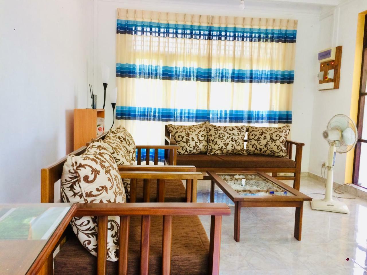 Ceylon Saradiel Home Stay Mawanella Esterno foto
