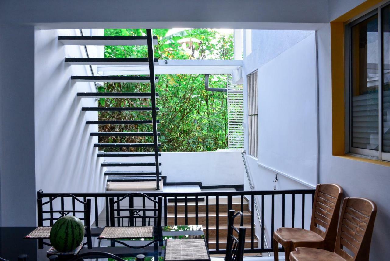 Ceylon Saradiel Home Stay Mawanella Esterno foto